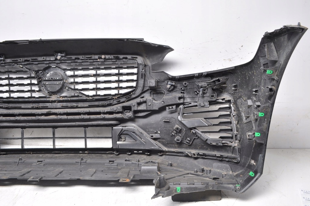 фото №14, Volvo s60 iii v60 ii бампер перед передний 717