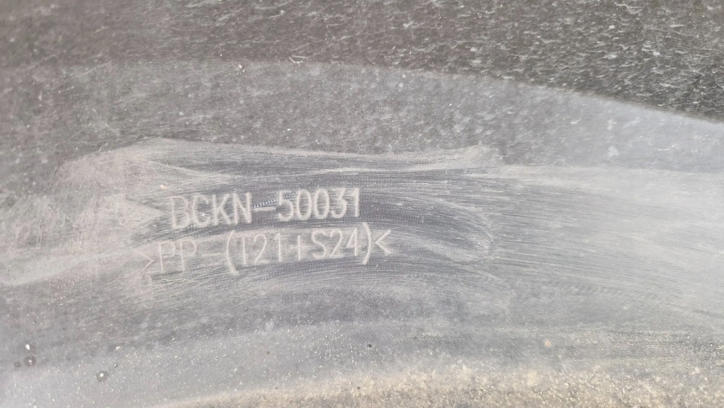 Mazda 3 19- бампер перед передній pdc bckn-50031 в Україні