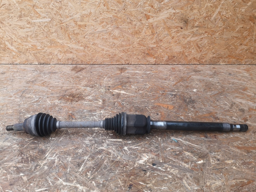 Купить Land rover vogue приводной вал правый перед 4.4