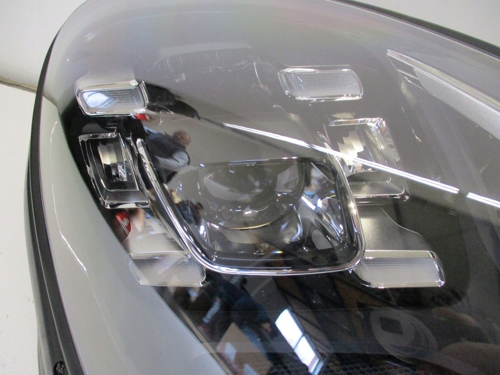 фото №7, Лампа led porsche macan lift matrix правая 95b941040f