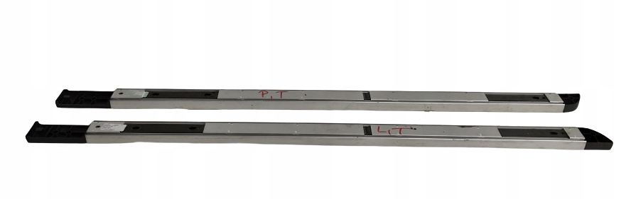 фото №1, { направляющая багажника правая audi a6 c7 kombi