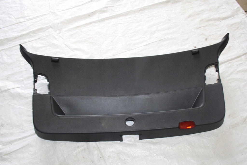 фото №1, Оббивка кришки багажника vw golf plus 5m0867601a