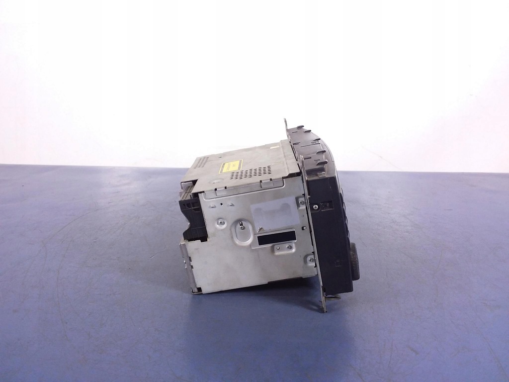 фото №2, Mercedes c w203 радио радиопроигрыватель a2038273842