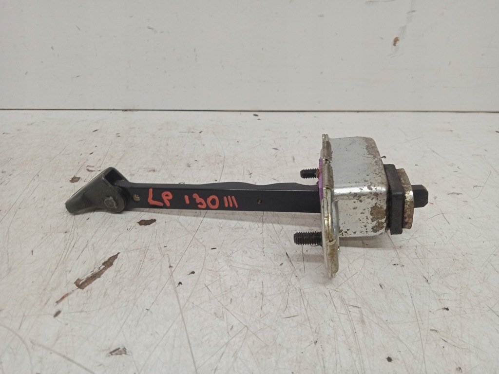 фото №1, Hyundai i30 iii hb обмежувач двері лівий перед 2017-