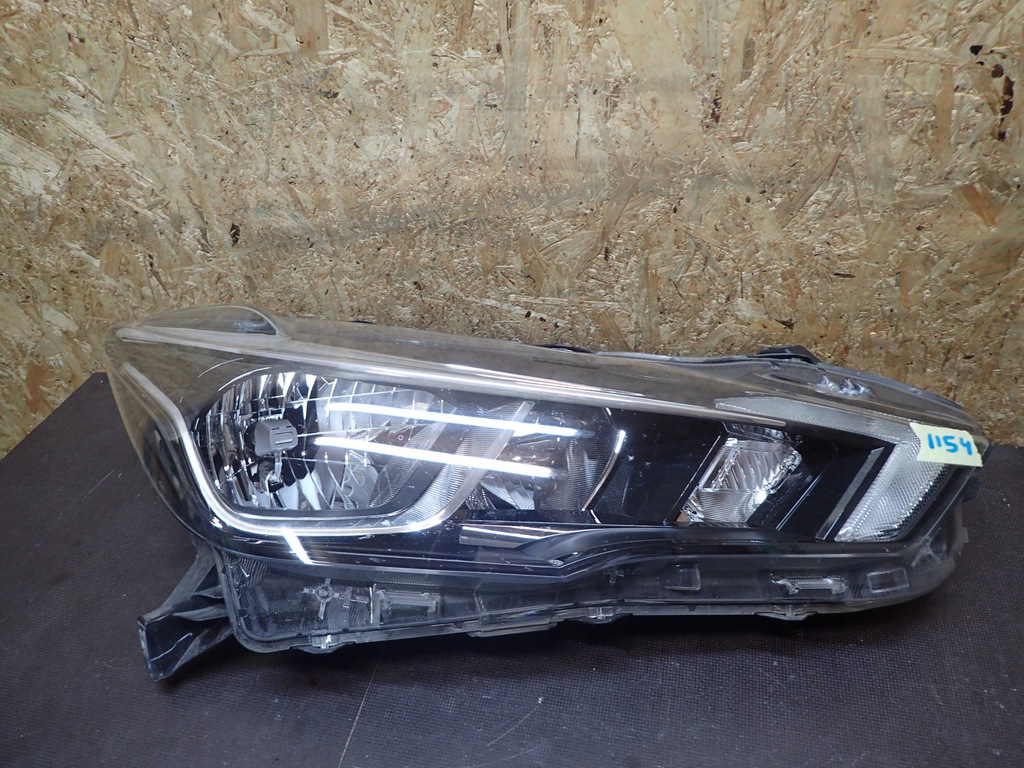 фото №1, Лампа перед права nissan micra k14 led 26010-5fa0a