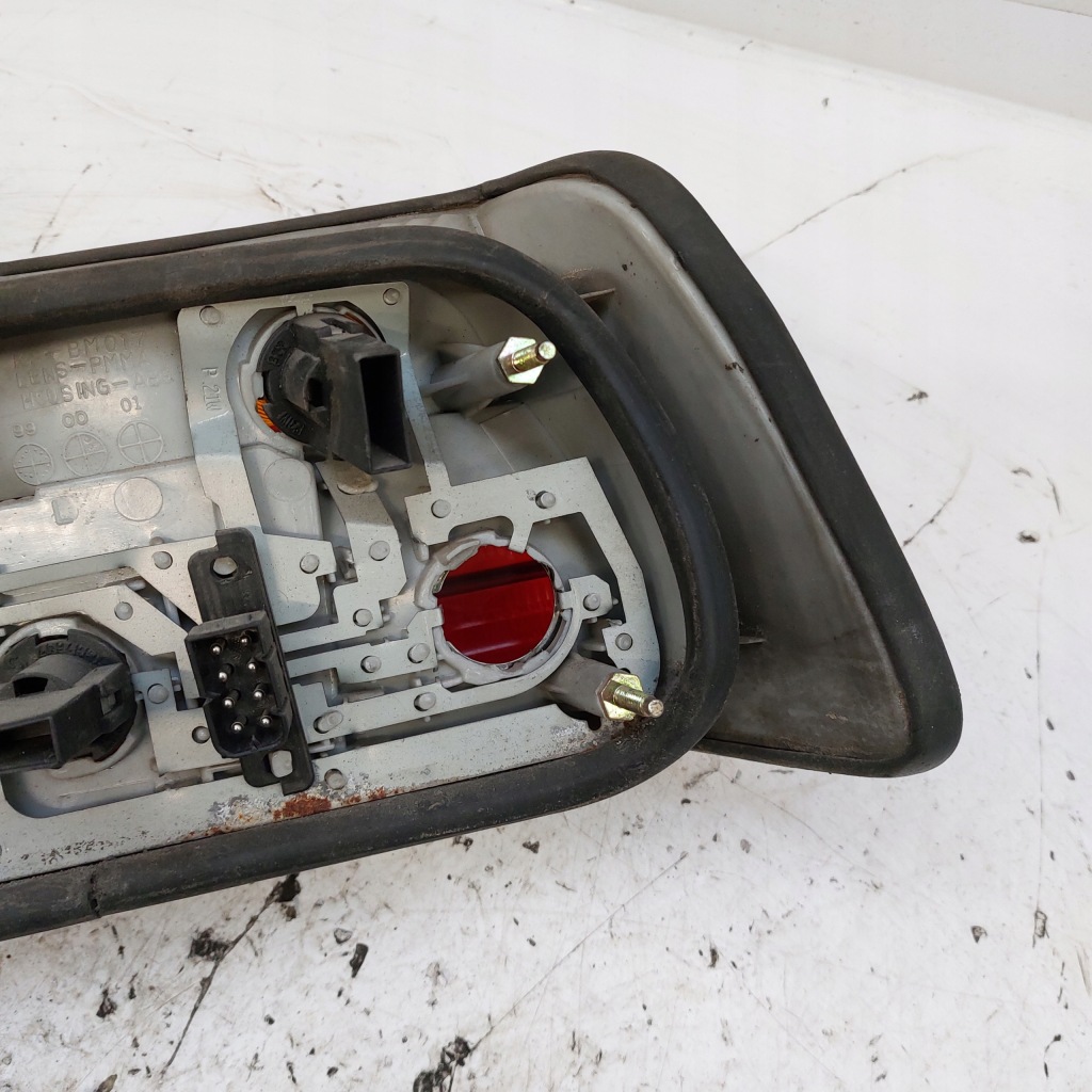 Bmw e36 купе кабриолет  фара левая задняя led Доставка