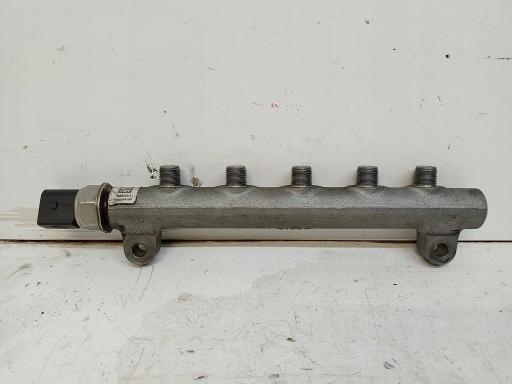 фото №1, Ix20 venga 1.4crdi молдинг упорскування датчик