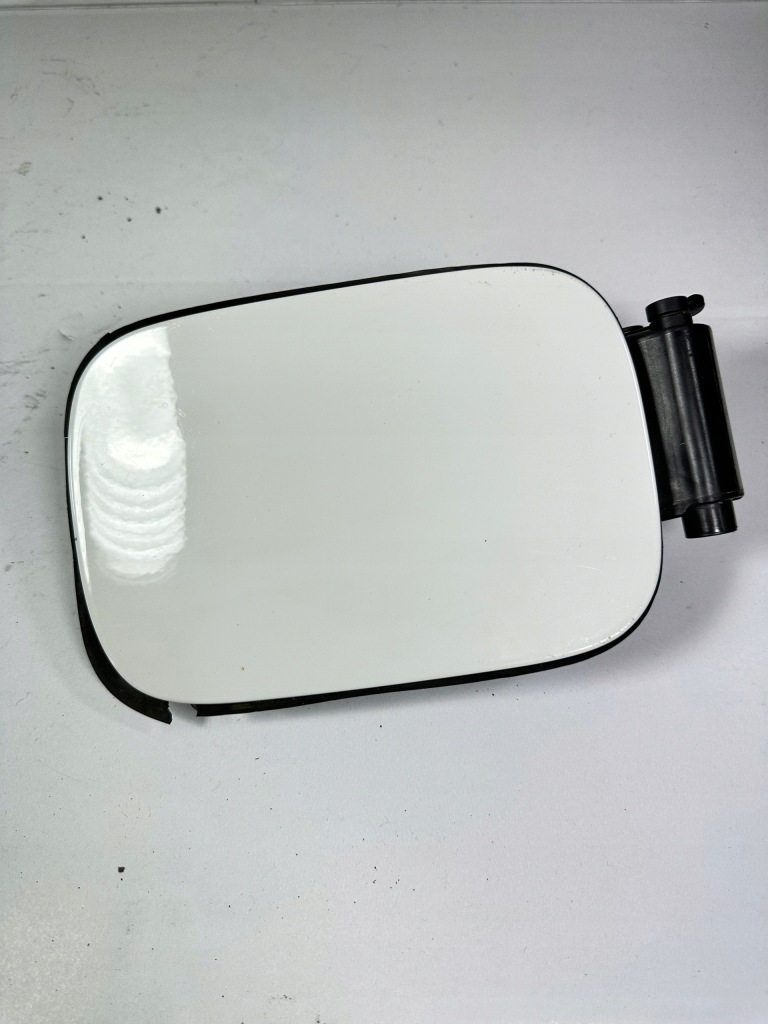 Купить Bmw 1 e88 крышка заливной топлива белый 7166762