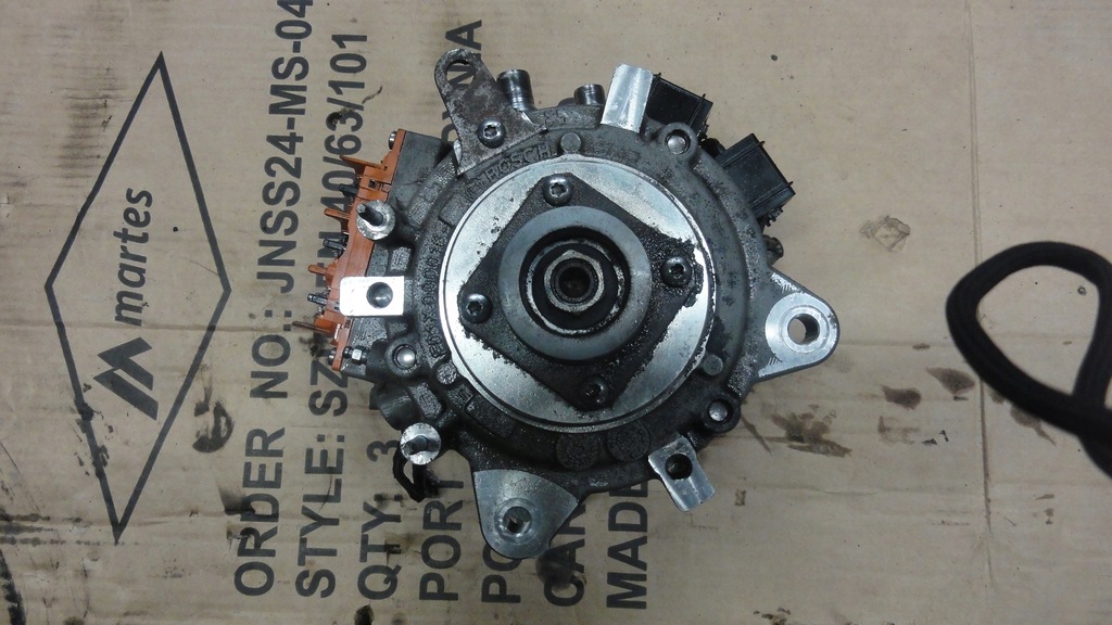 фото №7, Peugeot 508 citroen ds5 гибрид 2,0 hdi rh02 генератор 9676536980