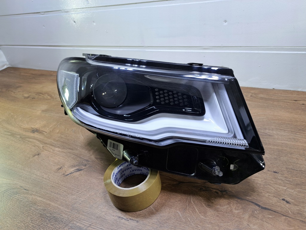 фото №2, Jeep compass ii лампа передняя правая 54