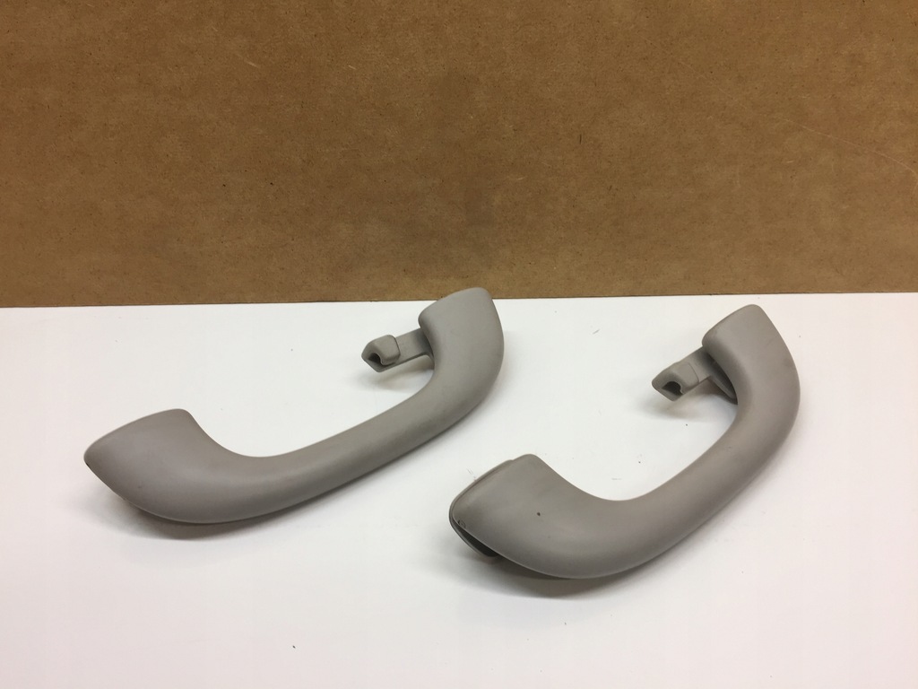 фото №1, Peugeot 5008 i 09- кронштейн ручка потолочный