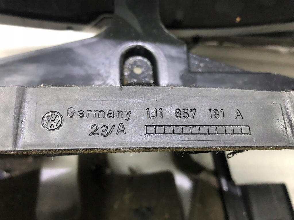 фото №10, Панель приладів приладова панель консоль volkswagen golf iv