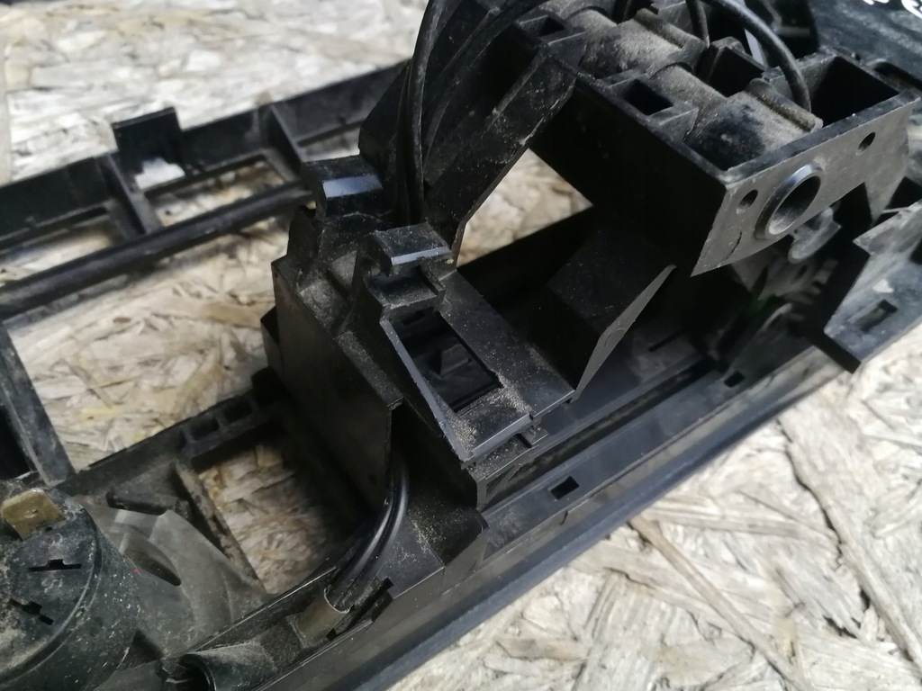 фото №6, Панель воздуховод панель средний bmw e30