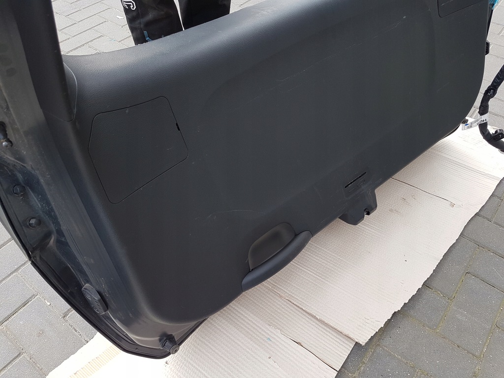 фото №9, Кришка багажника багажника комплектна bez скло h8 kia sportage v 5 21-