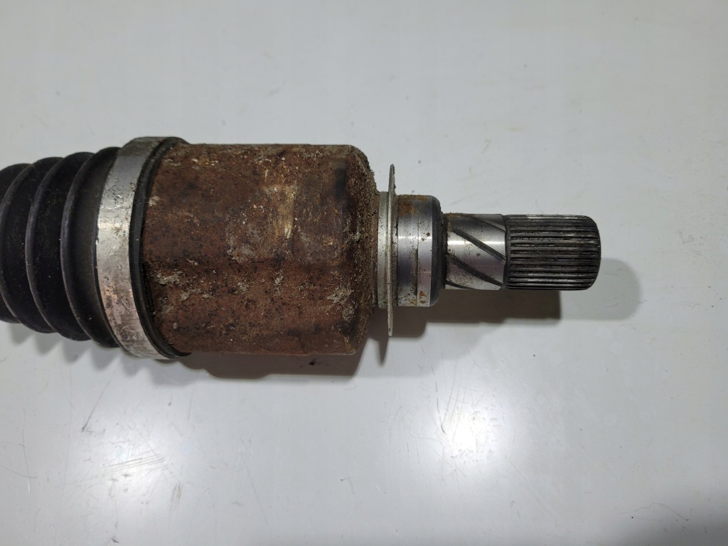 Приводной вал левая короткий renault megane 3 1.5 dci Оригинал