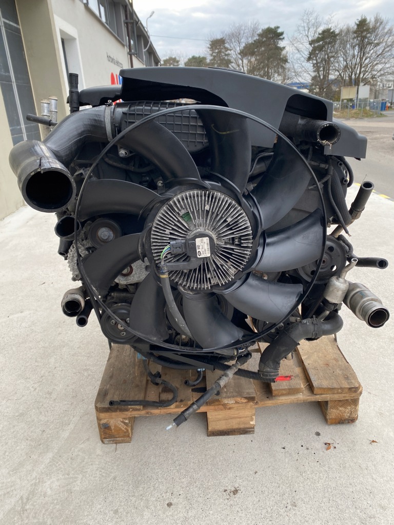 фото №1, Двигатель 306dt + коробка передач land rover range rover sport discovery v6 3.0