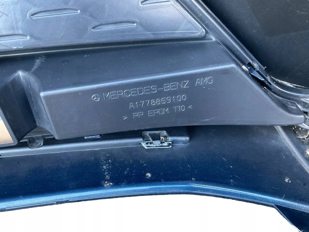 Бампер, решітка радіатора, решітка радіатора, ґрати mercedes cla w-118 дорестайлінг  amg 275. Ціна