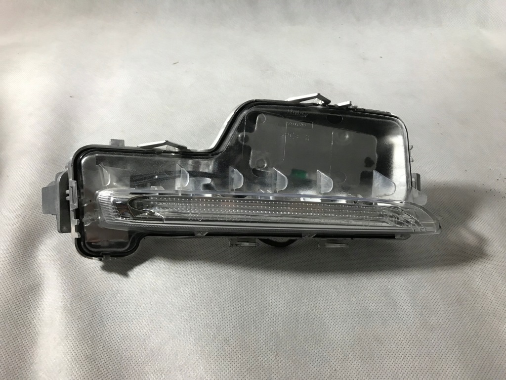 фото №1, Volvo v-60 s-60 v60 s60 lift 13-18 drl led противотуманная фара правый!