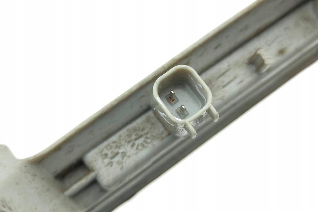 фото №7, Дополнительная лампа стоп jeep cherokee kl 68102902a 2.0l дизель 2014