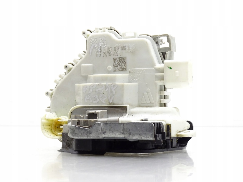 фото №1, Замок дверь правый перед audi a3 8v 8x2837016b