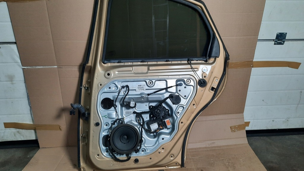 фото №10, Дверь задняя задние правое volvo s40 ii 04-12r