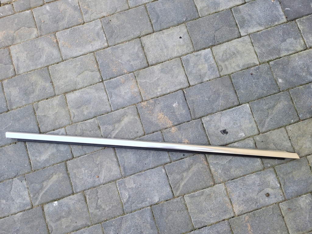 фото №1, Bmw x5 g05 правая молдинг уплотнитель задняя