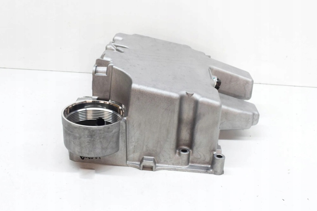 Поддон масляная двигателя volvo v40 хэтчбек 31480325 оригинальная Недорого