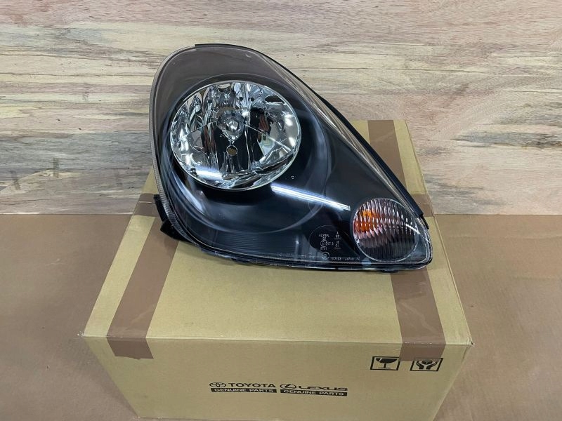 фото №1, Toyota mr2 00-03 лампа nowa