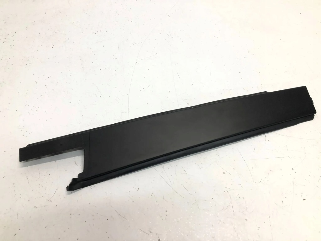 фото №2, Jeep renegade 2015- накладка молдинг дверь стойка правый задняя 51953326