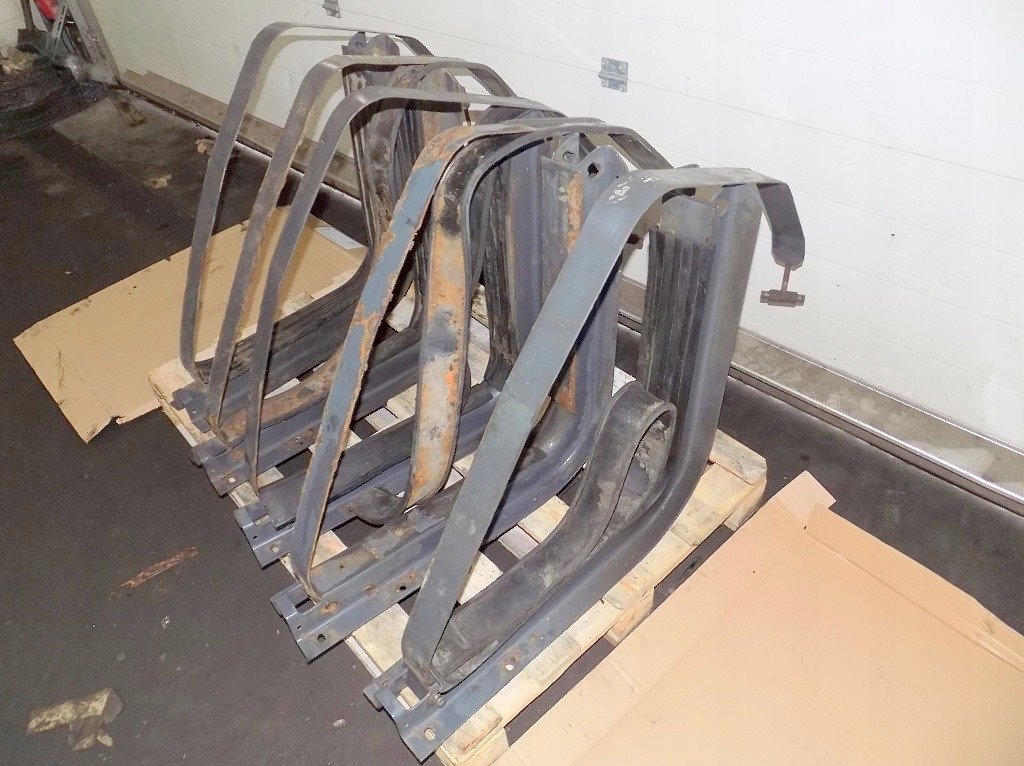 фото №5, Renault premium 420dci кронштейн хомут бака