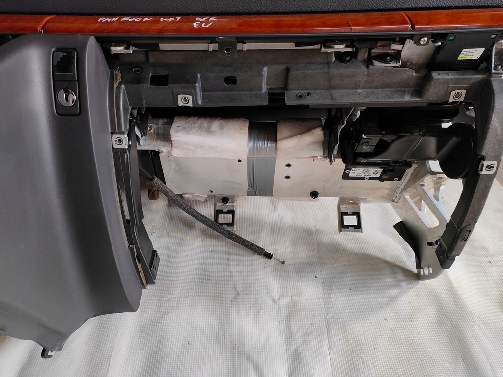 фото №9, Vw phaeton приборная панель консоль europa