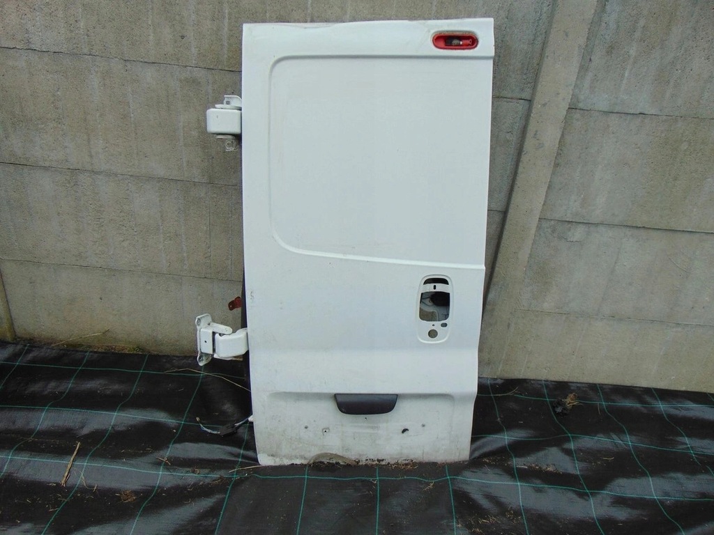 фото №2, Двері лівий задня vivaro trafic 00-06 rok