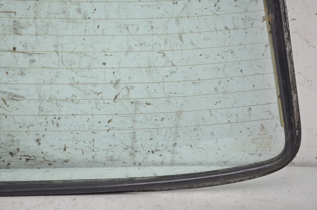 фото №8, Bmw e24 стекло задняя задняя крышки