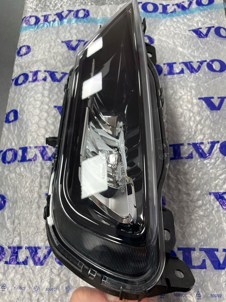 фото №1, Протитуманна фара led лівий volvo оригінальний номер 31395865