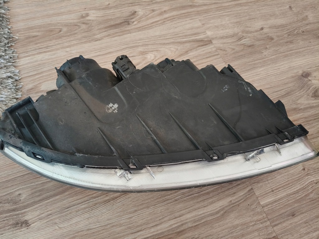 фото №11, Hyundai sonata v лампа передняя левая 05-