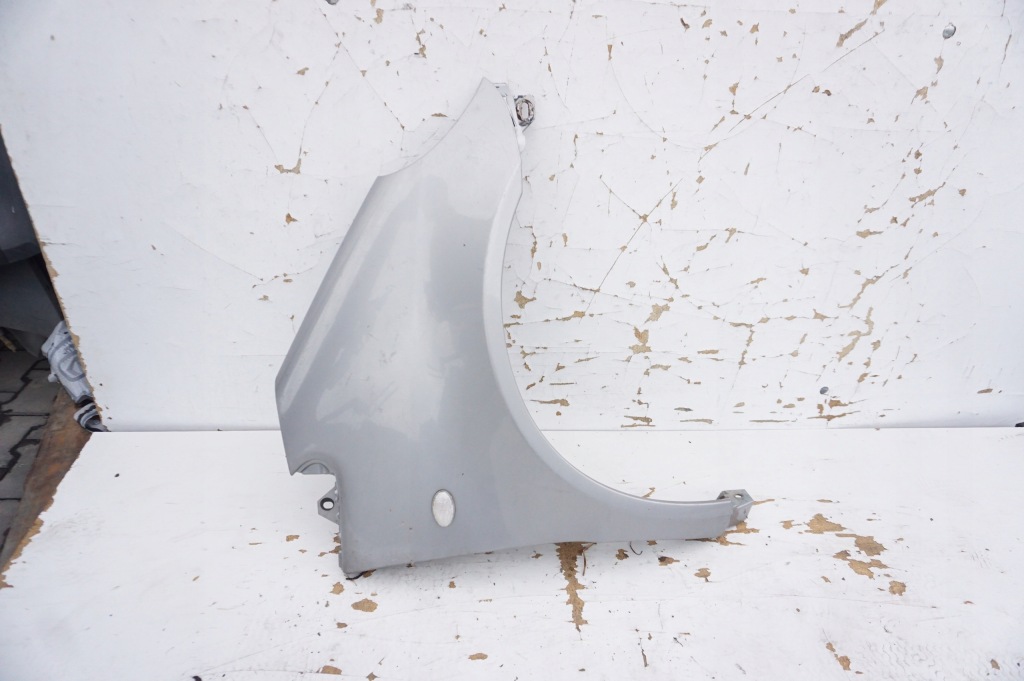 Купить Крыло  правый  перед mercedes a w168