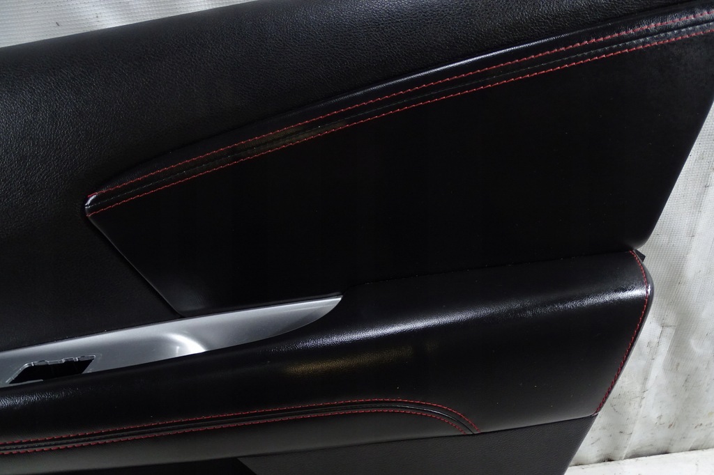 фото №5, Dodge journey 11- обшивка дверь правый задняя gt r/t