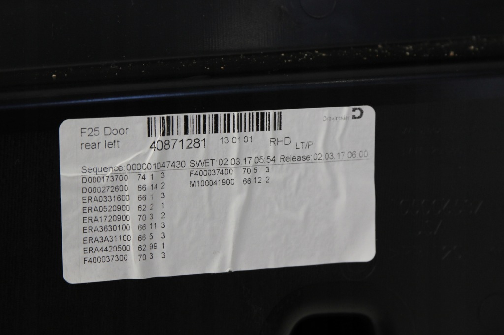 Bmw f25 x3 карка левый  задняя задний амбие́нтное черная кожа Оригинал