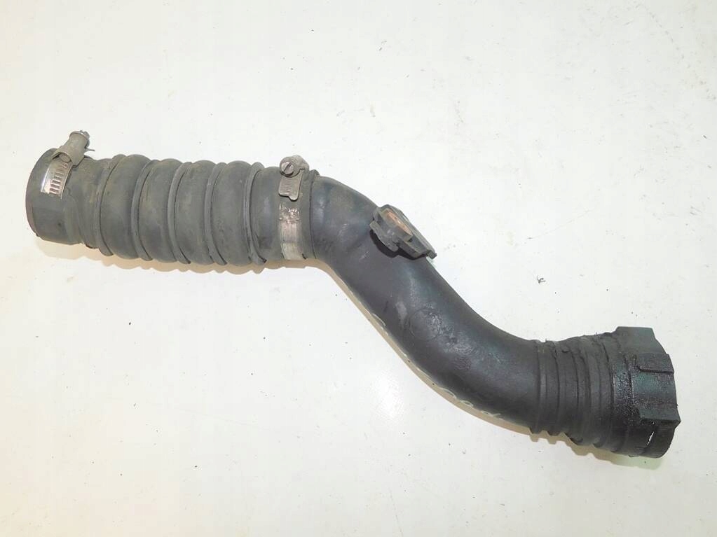 фото №2, Renault clio iii 2008r труба воздуха 8200296596