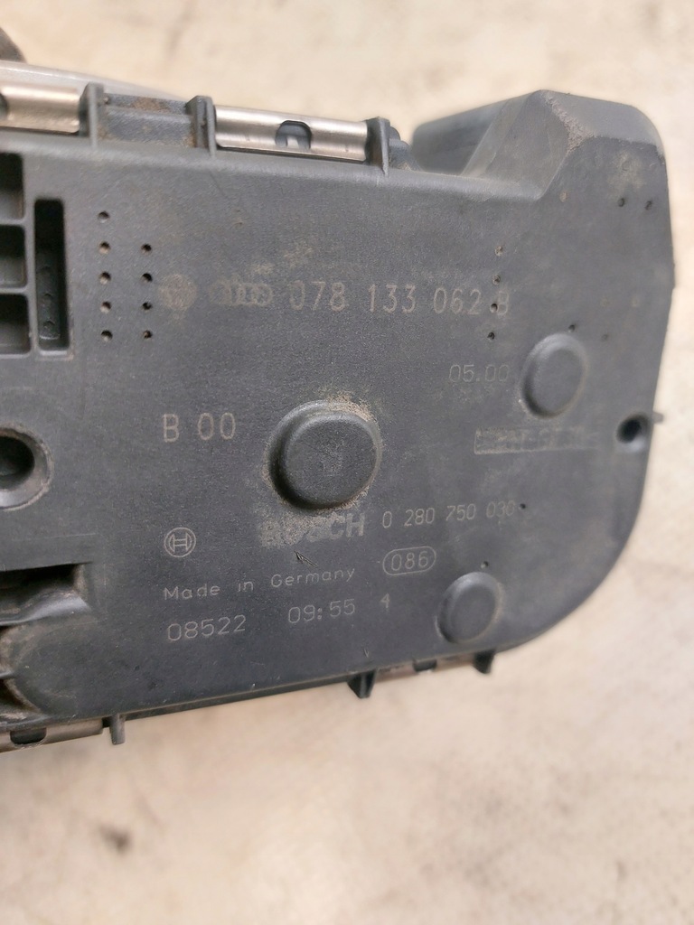 фото №10, Bosch 078133062b дросельна заслінка