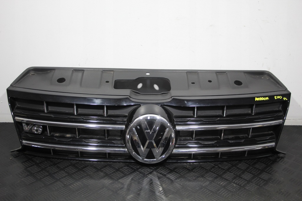 фото №1, Решітка радіатора решітка радіатора vw amarok 2h 2h3 lift 2h6853653