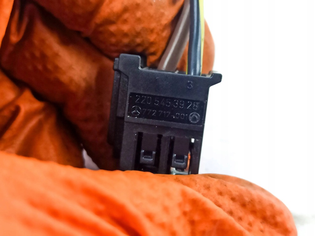 фото №13, Mercedes-benz cls c219 2005 сиденья, сиденье