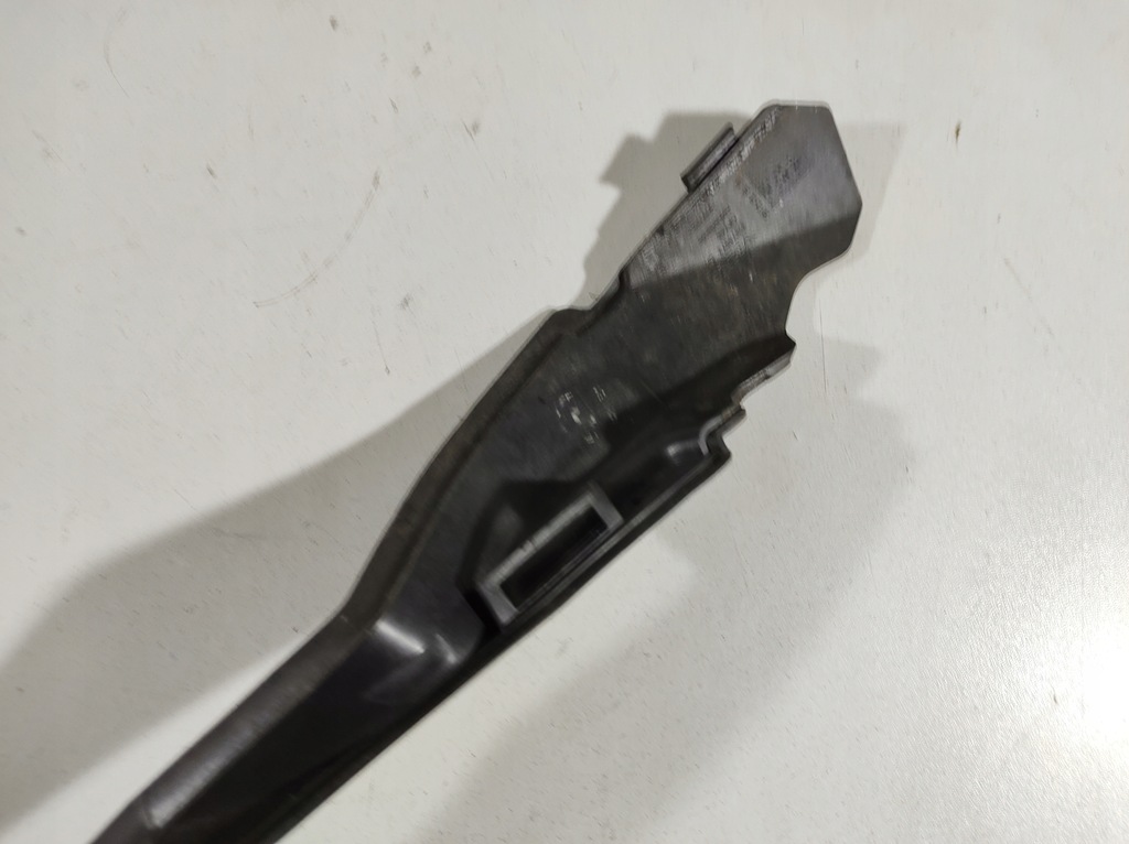 фото №14, Volvo v40 12- молдинг стекло левая