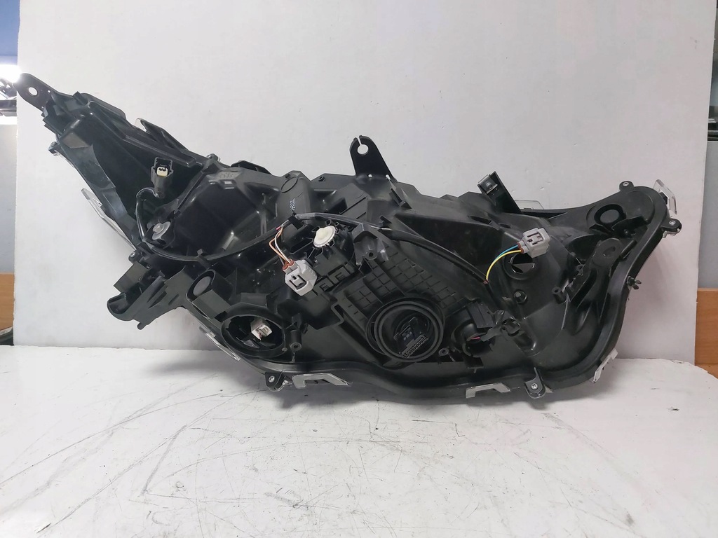 фото №8, Лампа перед левая full led toyota rav4 19-