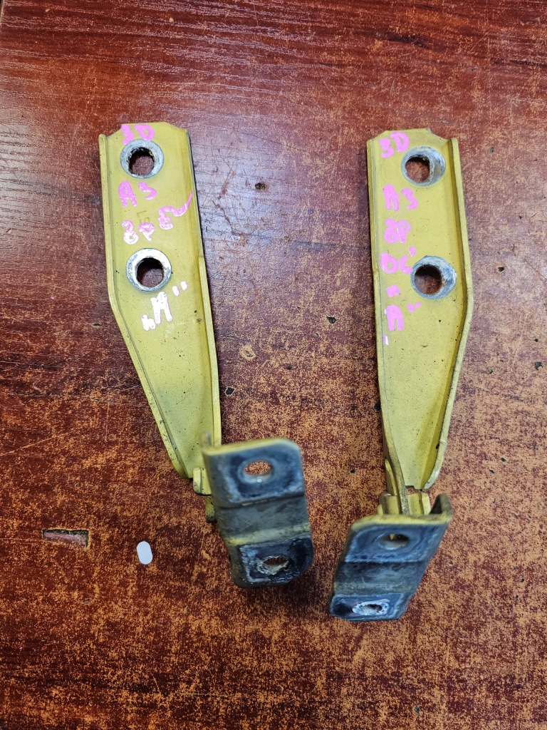 фото №3, Петля капот лівий правий kpl audi a3 8p 3d