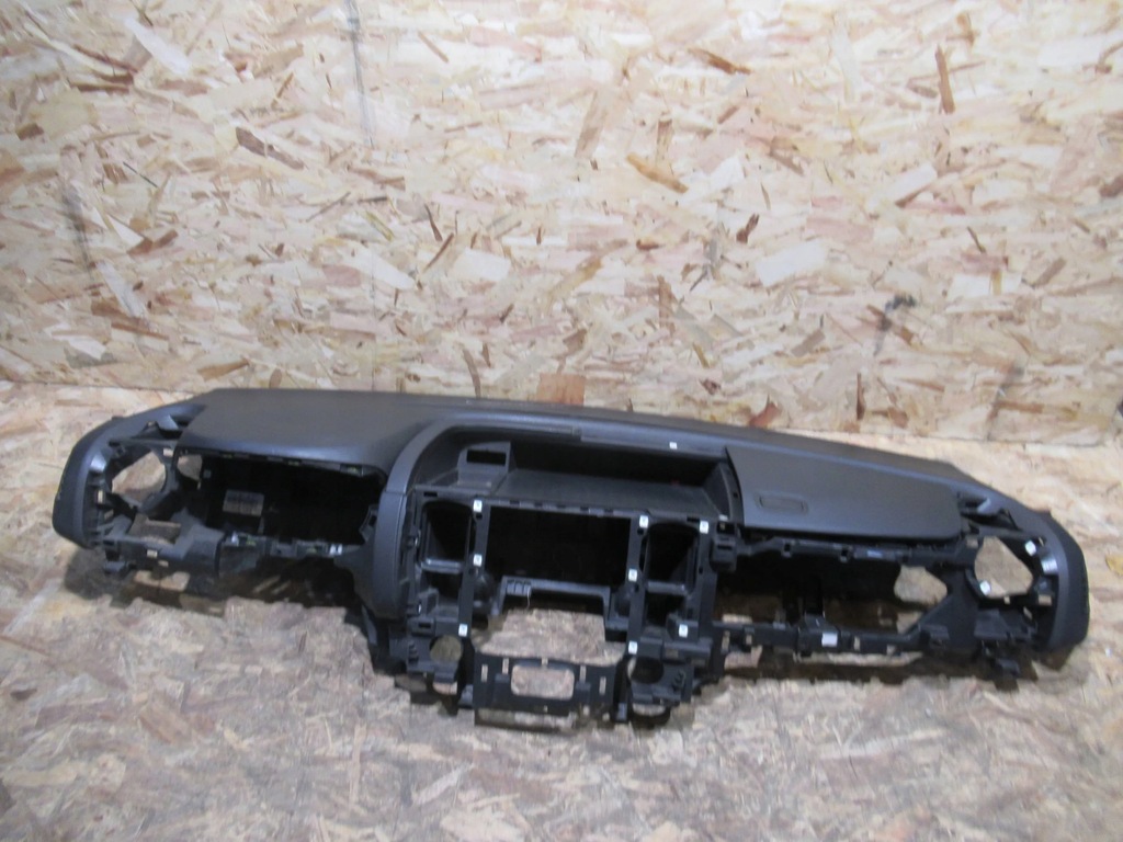 фото №1, Панель приладів консоль renault trafic iii 14-