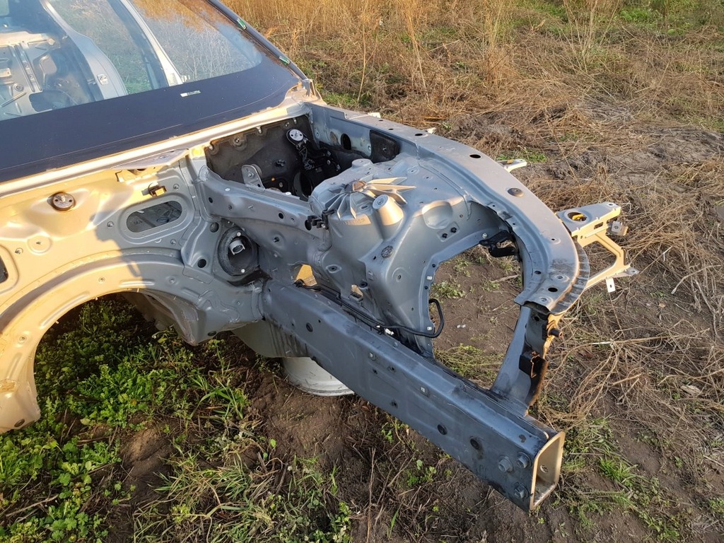 фото №2, Bmw 7 f01 f02 кузов чверть перед ліва передня a52