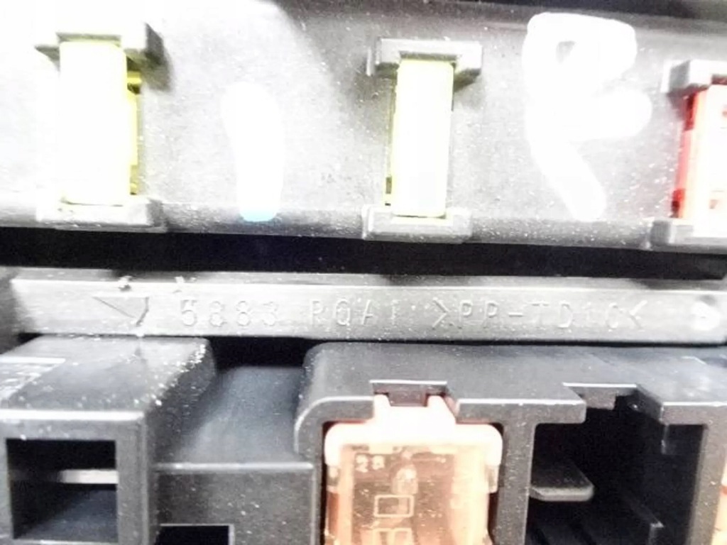 фото №6, Коробка запобіжників bsm toyota auris avensis t27