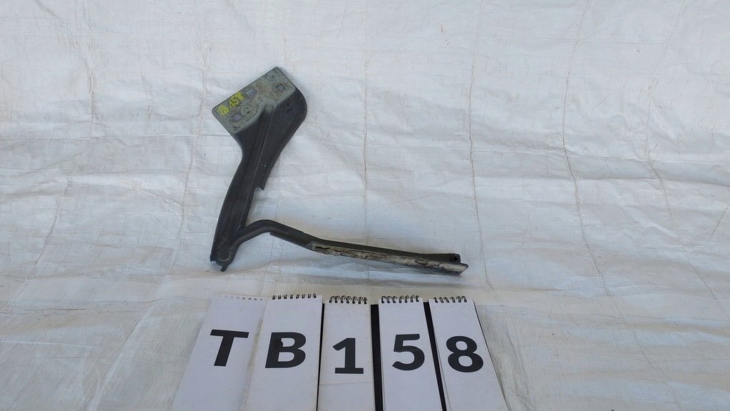 фото №1, Jaguar f-pace петля капот правый