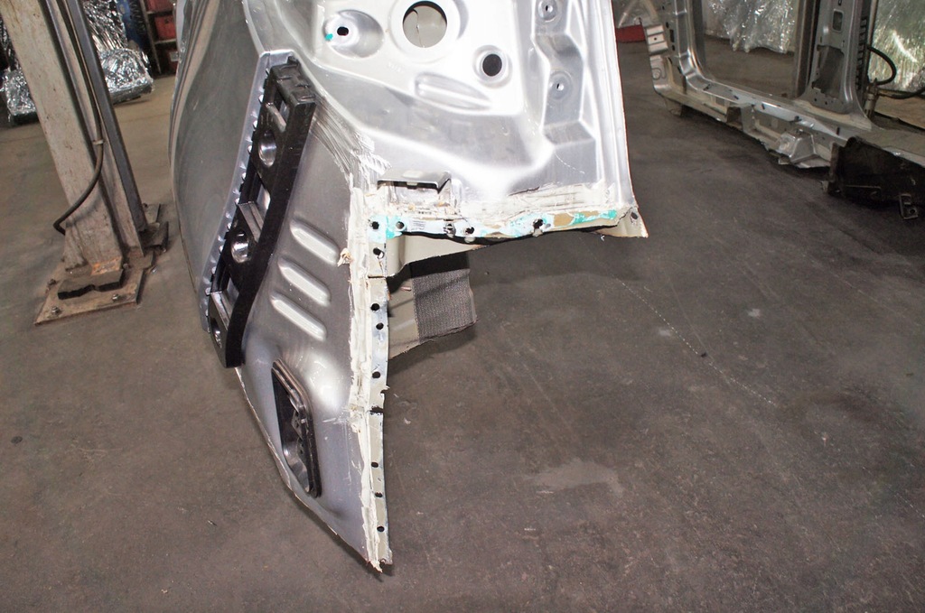 фото №7, Tl250 mg zs четверть крыло левый задняя серебристый 5mbc